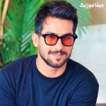 دانلود آهنگ حسین منتظری اصلا منو ولش رو سرم ریخته دردای عالم نذاشتی یادگاری حتی یه شالم 