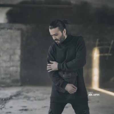 دانلود آهنگ بنازم اون نگاشو بلده میدونه راهشو