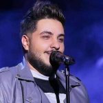 دانلود اهنگ وسط این همه آدم شدی یارم