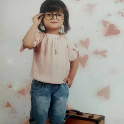 دانلود آهنگ طهورا قنبری آسمون قصه ها