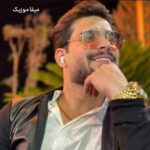 دانلود اهنگ اونجاش قشنگه که سر میذاری رو شونه های من