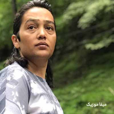 دانلود آهنگ باید نفس بکشم توی هوای خودم + ریمیکس
