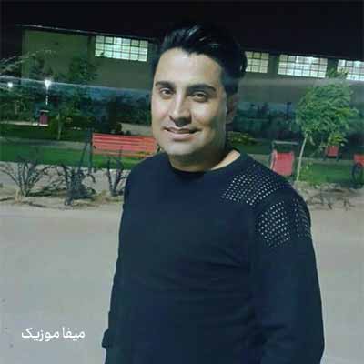  دانلود اهنگ هرکس به طریقی دل ما میشکند