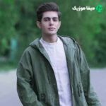 دانلود اهنگ تو صدات مسکنه وقتی برام حرف میزنی