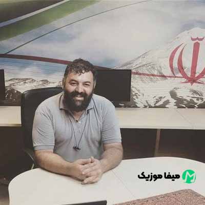 دانلود اهنگ هنوزم با این همه درد منم و بغضم و گریه