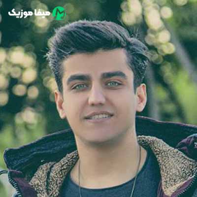 دانلود اهنگ بزار عشق ما بیش از این حد بشه