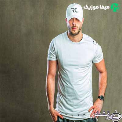 دانلود اهنگ من با تو قلبمو نصف میکنم دورتو پر رز قرمز میکنم