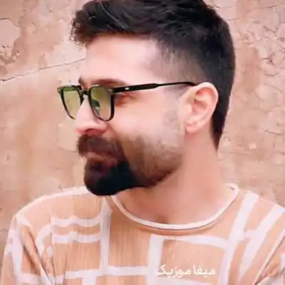 دانلود آهنگ دلتنگ چهره ای هستم