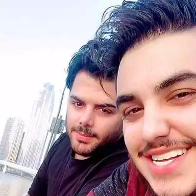 دانلود آهنگ شب و فکر تو و بی خوابی