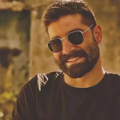 دانلود آهنگ سعدی میشم این باغ و گلستون کنی واسم