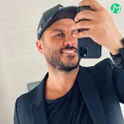 دانلود آهنگ مبارک باشه آرمین 2AFM
