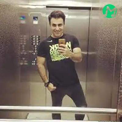 دانلود آهنگ میخوام آتیش بزنم قلبمو هی به تو چه