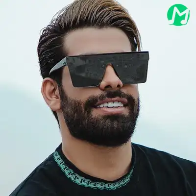 دانلود آهنگ عشقت میمونه باهام