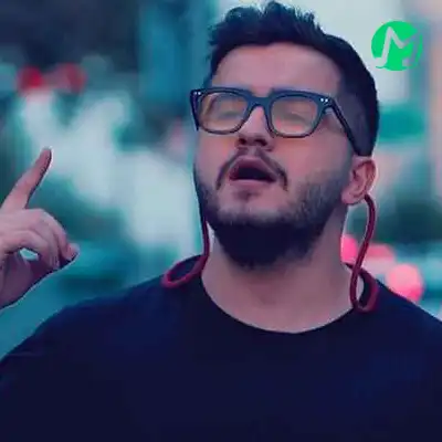 دانلود آهنگ بالاخره یکی اومده منو‌ میفهمه همه چیش مثل منه
