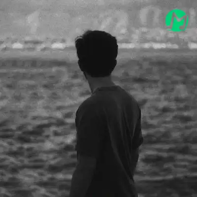 دانلود آهنگ دوست دیرم بی پناهم بی تو آواره بی گناهم + متن
