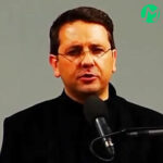 دانلود آهنگ عمرم بند است به سر مویی میبخشم جان گر تو بگویی (کامل,اصلی)
