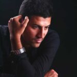 دانلود آهنگ تو که خوابی همش نفساتو چک میکنم