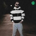دانلود آهنگ موهات میاد رو صورتت ماه میگیره