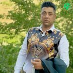 دانلود آهنگ تو موهات رنگ طلا چشمات به دریاست گلکم Saeed Karimi