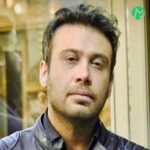 دانلود آهنگ ﻫﻤﺎن ﻛﻪ دادﻣﺶ ز دﺳﺖ ﻋﺰﻳﺰﺗﺮﻳﻦ ﺑﻮد ﻣﺮا Mohsen Chavoshi
