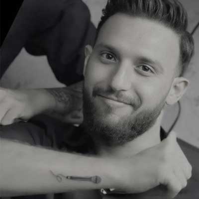 دانلود آهنگ دعایی میکنم آمین بگویید از مصطفی ابراهیمی + 3 اجرا