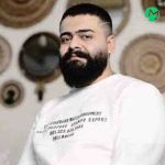 دانلود آهنگ دارم از دور میبینمت آبی چشات غرقم کنن از علیراد (کامل)