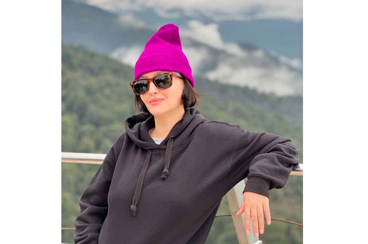 عکس جدید با کلاه صورتی