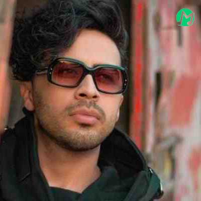 دانلود آهنگ هنوزم دیوونه ترین عاشق این شهر منم + Remix  Danial Hendiani