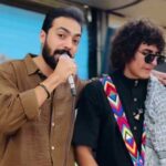 دانلود آهنگ دست کردم به گردنش از علی جوادزاده (اجرای زنده شاد شاد ارکستی)