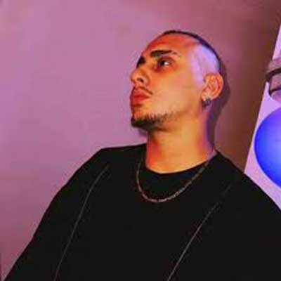 دانلود آهنگ حرفات میده بوی رفتن از شایان یو :: کیفیت عالی MP3