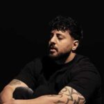 دانلود آهنگ ﺣﺴﻢ ﺣﺲ ﺧﻔﮕﻰ حالم حال کلافگی از سبحان رستمی (کردی غمگین)