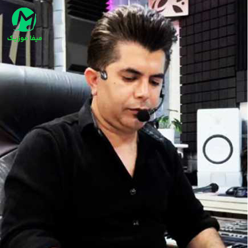 دانلود آهنگ یکی امشو منو دیوونه کرده از علی رزاقی / همراه متن